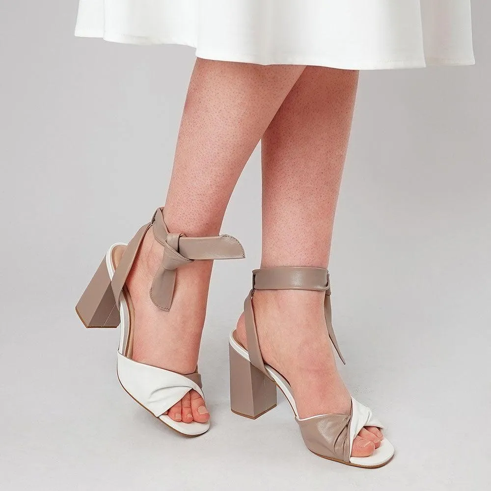 154038 White/ Nude Heels